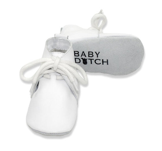 Witte babyschoentjes